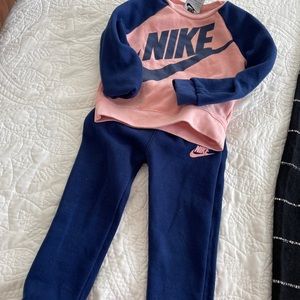 Nike sweat outfit